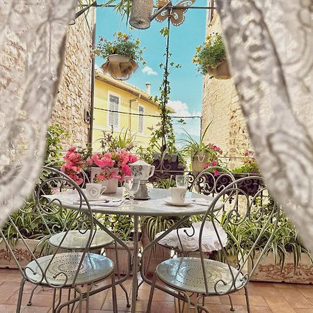 Spello House Patio Apartment Exterior photo